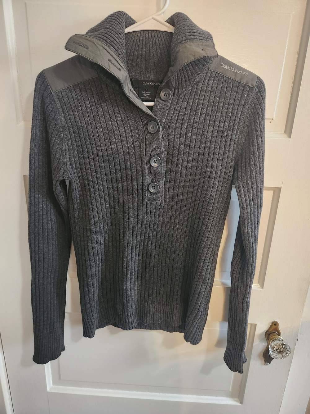 Calvin Klein Jeans Women's Dark Gray Ribbed Button-Neck Turtleneck Sweater